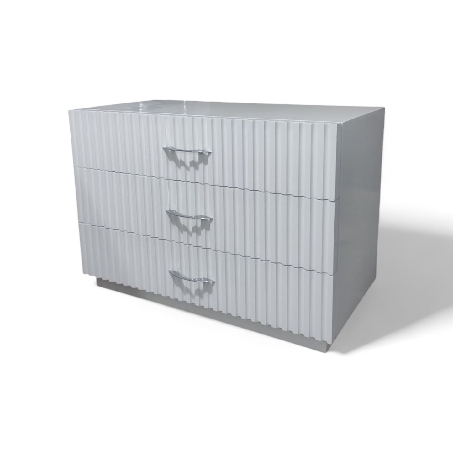 Modern White Fluted 3-Drawer Plywood and MDF Dresser with Elegant Silver Chrome Handles
