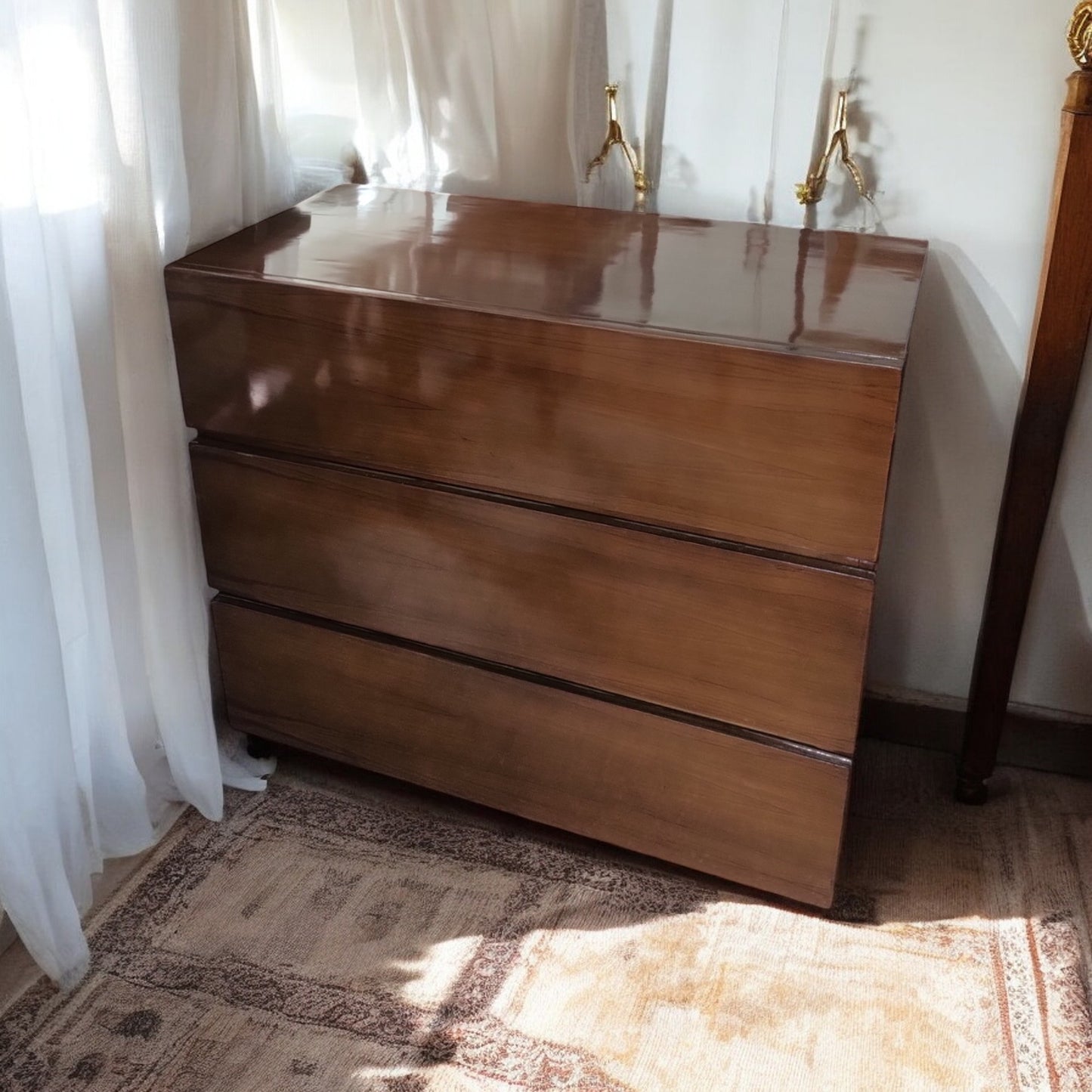chest of drawers light walnut colour crafted from wood with glossy finish Solid Wood Free Standing Chest of Drawers (Finish Color - light walnut, Door Type- Framed Sliding, Pre-assembled)